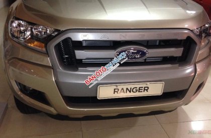 Ford Ranger XLS 4x2 AT 2016 - Cần bán Ford Ranger XLS 4x2 AT mới, giao xe toàn quốc, hỗ trợ trả góp ngân hàng