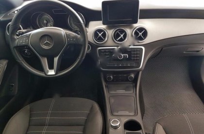 Mercedes-Benz CLA class 200 2014 - Cần bán gấp Mercedes CLA200 đời 2014, màu trắng