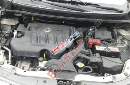 Nissan Livina 2011 - Bán Nissan Livina sản xuất 2011, màu bạc xe gia đình, giá 448tr