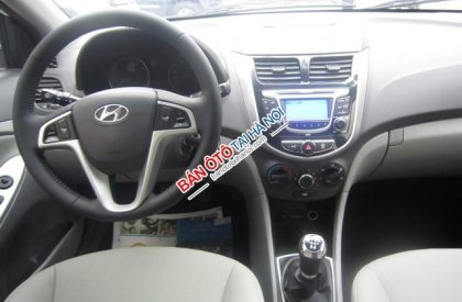 Hyundai Accent MT 2012 - Bán ô tô Hyundai Accent đời 2012, màu trắng, nhập khẩu, giá 445tr