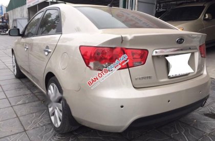 Kia Forte 2011 - Bán Kia Forte 2011, màu kem