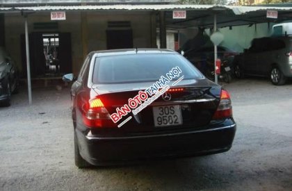 Mercedes-Benz E200 Avantgarde 2008 - Bán xe Mercedes E200 Avantgarde sản xuất tháng 10/2008, đăng kí lần đầu tháng 7/2009