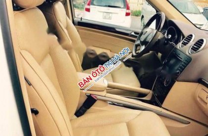 Mercedes-Benz GL350   BLutec  2011 - Gia đình cần bán một chiếc xe Mercedes Benz - GL 350 - BLutec khí thải xanh