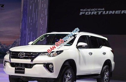 Toyota Fortuner 4x4AT 2017 - Toyota Mỹ Đình cần bán xe Toyota Fortuner 4x4AT sản xuất 2017, màu trắng