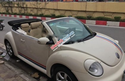 Volkswagen Beetle Turbo 2004 - Cần bán xe Volkswagen Beetle Turbo năm 2004, màu kem (be)