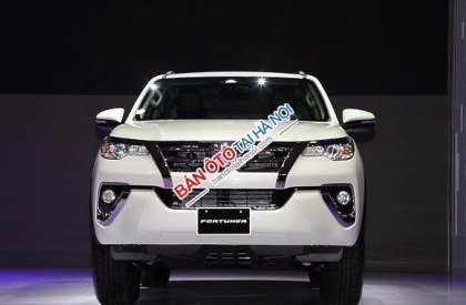 Toyota Fortuner 4x4AT 2017 - Toyota Mỹ Đình cần bán xe Toyota Fortuner 4x4AT sản xuất 2017, màu trắng