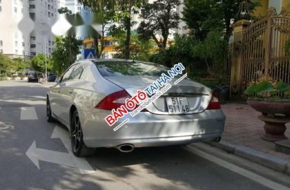 Mercedes-Benz CLS class   2006 - Cần bán Mercedes đời 2006, giá chỉ 450 triệu