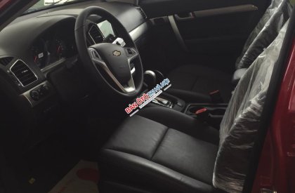 Chevrolet Captiva LTZ 2017 - Cần bán Chevrolet Captiva LTZ đời 2017, màu đỏ, giá 879tr