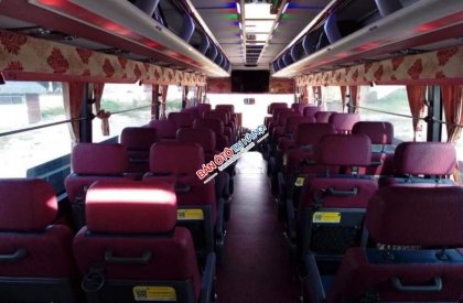 Hyundai Universe Xpress Luxury 2012 - Bán Hyundai Universe Xpress Luxury sản xuất 2012, màu trắng, nhập khẩu