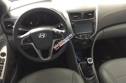 Hyundai Accent 1.4MT 2015 - Bán ô tô Hyundai Accent 1.4MT đời 2015, màu trắng