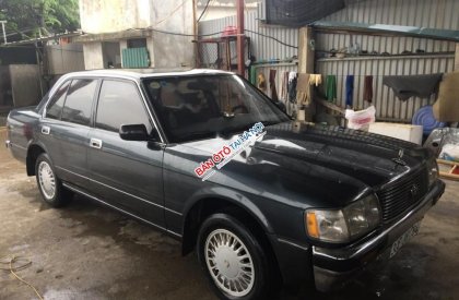 Toyota Crown 1995 - Cần bán gấp Toyota Crown đời 1995, màu xanh lam, nhập khẩu, giá 250tr