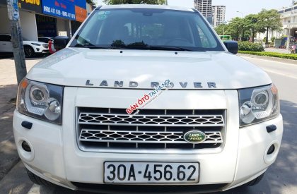 LandRover Defender HSE 2010 - Bán LandRover Defender HSE đời 2010, màu trắng, nhập khẩu nguyên chiếc