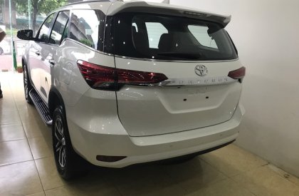 Toyota Fortuner 4x4 AT 2017 - Bán xe Toyota Fortuner 4x4 AT 2017, màu đen, nhập khẩu 