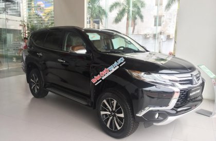 Mitsubishi Pajero Sport GLS 2017 - Giá xe Pajero Sport giảm giá 180tr trong tháng 8