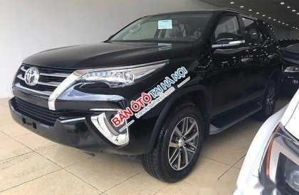 Toyota Fortuner 4x4AT 2017 - Bán ô tô Toyota Fortuner 4x4AT đời 2017, màu đen