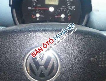 Volkswagen Beetle   2004 - Bán Volkswagen Beetle sản xuất 2004, màu vàng, nhập khẩu nguyên chiếc, giá tốt