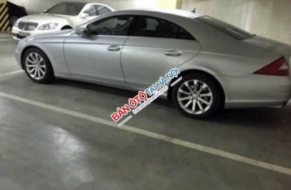 Mercedes-Benz CLS class 2009 - Cần bán xe Mercedes CLS class sản xuất 2009, màu bạc chính chủ