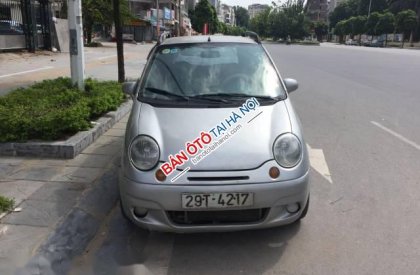 Daewoo Matiz MT 2003 - Bán ô tô Daewoo Matiz MT đời 2003, màu bạc xe gia đình, giá chỉ 58 triệu