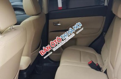 Mitsubishi Outlander Sport  2.0 AT  2016 - Bán Mitsubishi Outlander Sport 2.0 AT đời 2016, giá tốt