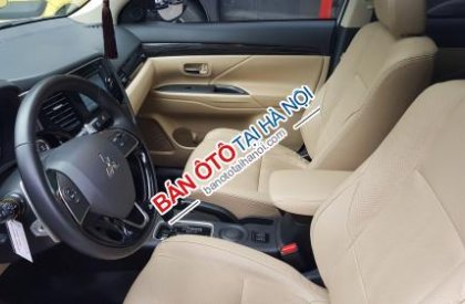 Mitsubishi Outlander Sport  2.0 AT  2016 - Bán Mitsubishi Outlander Sport 2.0 AT đời 2016, giá tốt