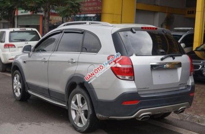 Chevrolet Captiva LTZ 2014 - Bán ô tô Chevrolet Captiva LTZ đời 2014, màu bạc số tự động