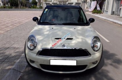 Mini Cooper S 2009 - Bán xe Mini Cooper S đời 2009, màu kem (be), xe nhập số tự động