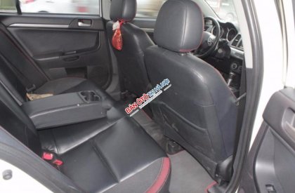 Mitsubishi Lancer 2010 - Bán Mitsubishi Lancer năm 2010, màu trắng, xe nhập còn mới, giá chỉ 435 triệu