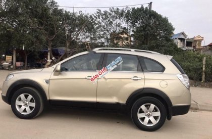 Chevrolet Captiva LT 2011 - Cần bán xe Chevrolet Captiva LT đời 2011