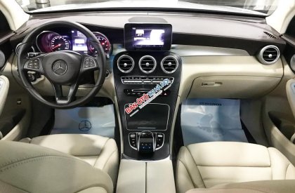 Mercedes-Benz Smart GLC300 2017 - Bán Mercedes GLC300 AMG 2017, chính chủ chạy lướt giá tốt