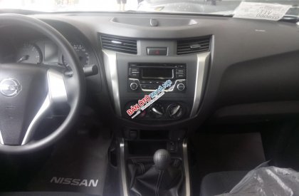 Nissan Navara E 2018 - Cần bán xe Nissan Navara E sản xuất năm 2018, màu trắng, xe nhập