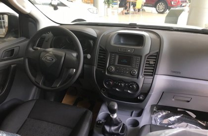 Ford Ranger XL 2018 - Bán xe Ford Ranger XL 2018, màu trắng, xe nhập, giá 634tr