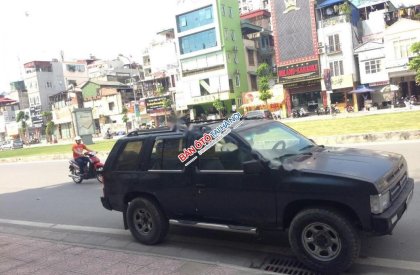 Nissan Pathfinder 1993 - Cần bán lại xe Nissan Pathfinder sản xuất năm 1993, màu đen, xe nhập, giá cạnh tranh