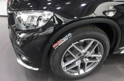 Mercedes-Benz Smart  GLC 300 2018 - Cần bán xe Mercedes GLC 300 sản xuất 2018, màu đen