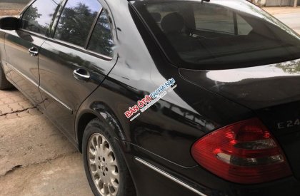 Mercedes-Benz E class E240 2004 - Cần bán Mercedes E240 đời 2004, màu đen