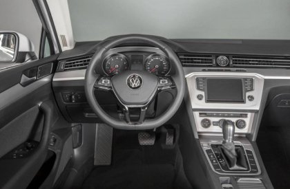 Volkswagen Passat E 2018 - Bán Volkswagen Passat 2018 – Gia vị mới trong phân khúc sedan hạng D