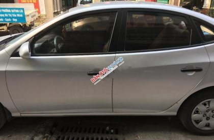 Hyundai Elantra MT 2009 - Bán ô tô Hyundai Elantra MT năm sản xuất 2009, màu bạc, nhập khẩu