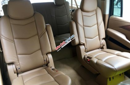 Cadillac Escalade Platinum 2016 - Cần bán Cadillac Escalade Platinum, màu đen, nhập khẩu nguyên chiếc, đã qua sử dụng giá tốt