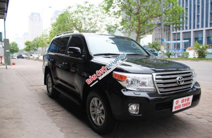 Toyota Land Cruiser V8 2014 - Bán xe Toyota Land Cruiser V8 2014, màu đen, nhập khẩu nguyên chiếc