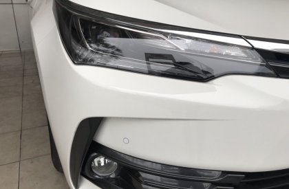Toyota Corolla altis 2.0V 2019 - Cần bán xe Toyota Corolla altis 2.0V đời 2019, Trả góp 195 triệu.LH: 084.765.5555