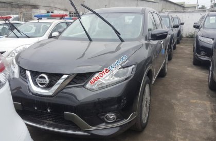 Nissan X trail SV 2018 - Bán xe Nissan X trail SV sản xuất năm 2018, màu xanh lục