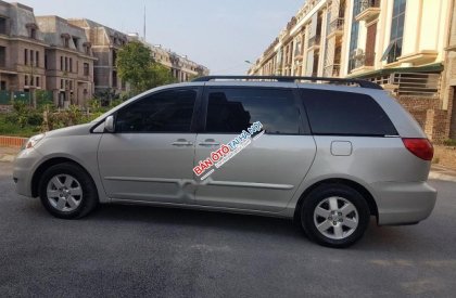 Toyota Sienna LE 3.5 2009 - Bán Toyota Sienna LE 3.5 năm 2009, màu bạc, nhập khẩu 