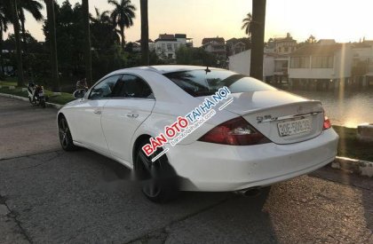 Mercedes-Benz CLS class V6 2005 - Cần bán lại xe Mercedes V6 đời 2005, màu trắng chính chủ, giá tốt