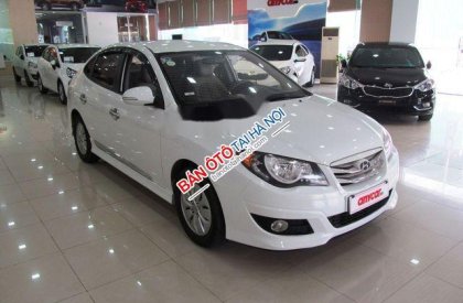 Hyundai Avante 1.6MT 2012 - Bán Hyundai Avante 1.6MT đời 2012, màu trắng, giá 369tr