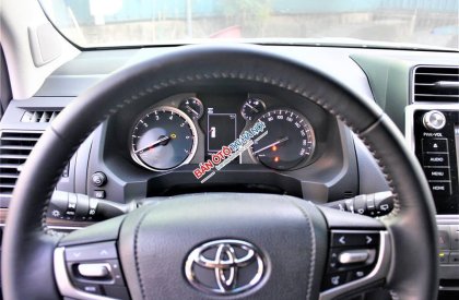 Toyota Prado VX 2018 - Bán xe Toyota Prado VX đời 2018, màu đen, xe nhập