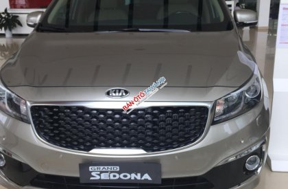 Kia Sedona DAT 2018 - [Kia Giải Phóng] bán Kia Sedona DAT đời 2018, máy dầu, màu vàng cát. Sang trọng và tiện nghi