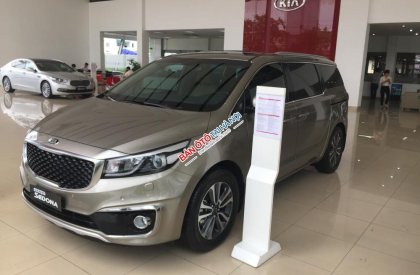 Kia Sedona DAT 2018 - [Kia Giải Phóng] bán Kia Sedona DAT đời 2018, máy dầu, màu vàng cát. Sang trọng và tiện nghi