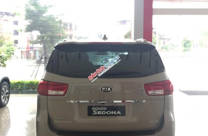 Kia Sedona DAT 2018 - [Kia Giải Phóng] bán Kia Sedona DAT đời 2018, máy dầu, màu vàng cát. Sang trọng và tiện nghi