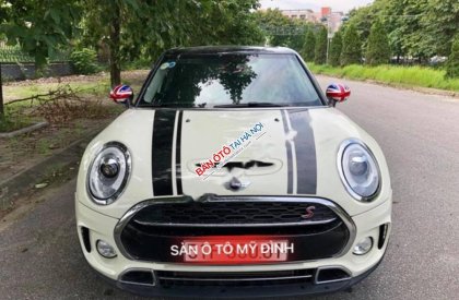 Mini Cooper Club man S 2017 - Cần bán lại xe Mini Cooper Club man S sản xuất 2017, màu trắng, xe nhập