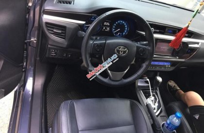 Toyota Corolla altis 2.0V 2015 - Bán Toyota Corolla altis 2.0V sản xuất 2015, màu xanh lam số tự động giá cạnh tranh