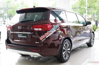 Kia Sedona DAT 2018 - Cần bán xe Kia Sedona DAT sản xuất 2018, màu nâu